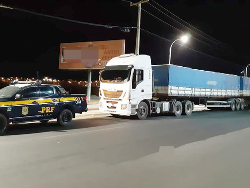 Caminhão é flagrado com 39 toneladas de excesso de peso em Petrolina
