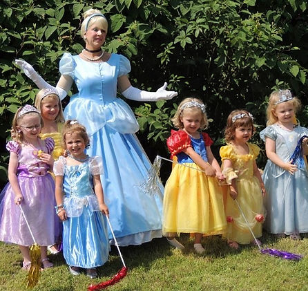 AlonaCinderella_edited.jpg