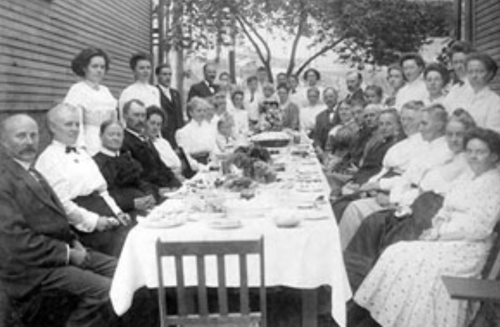 Family, Memory, Place: Writing Family Stories (1)