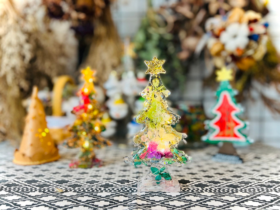 Thumbnail: 滴膠聖誕樹小夜燈工作坊