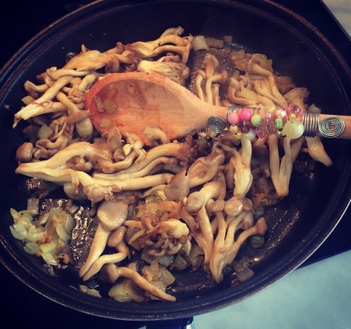 Shimeji finalizado com Miss Croc de Lemon Pepper