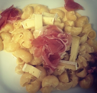 Pipe Rigate Barilla ao Molho de Queijos e Parma