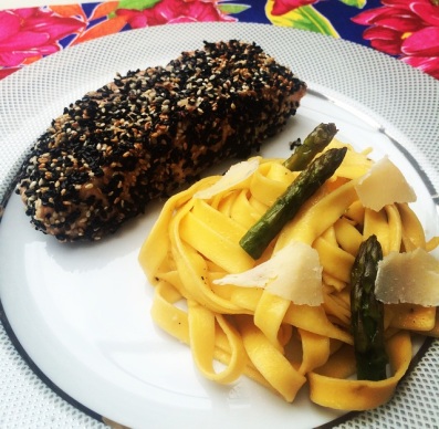 Salmão Com Crosta de Gergelim