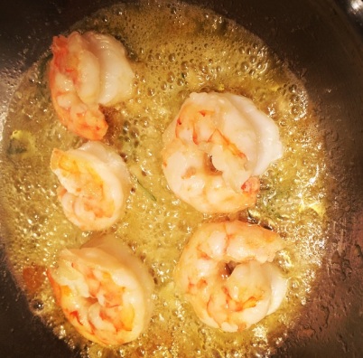 Camarão Flambado na Cachaça
