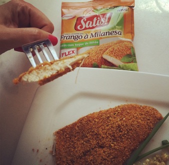 Satis; Frango à Milanesa