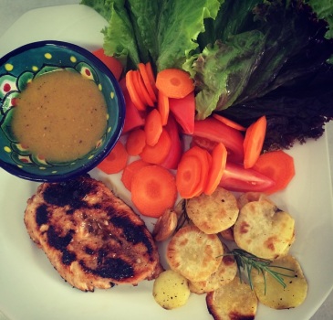 Filet de Frango Temperado com Balsâmico de Tâmara