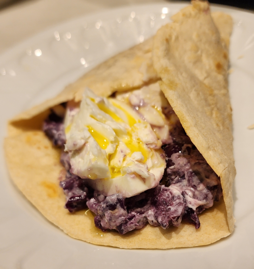 Wrap Com Creme de Azeitonas e Burrata