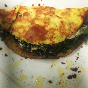 Omelete de Castanhas com Espinafre e Creme de Ricota