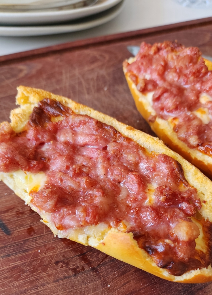 Pão com Linguiça na Airfryer