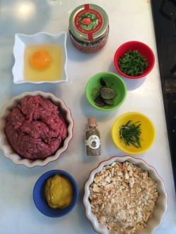 Hambúrguer Com Molho de Iogurte