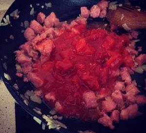 Polenta com Ragú de Lingüiça