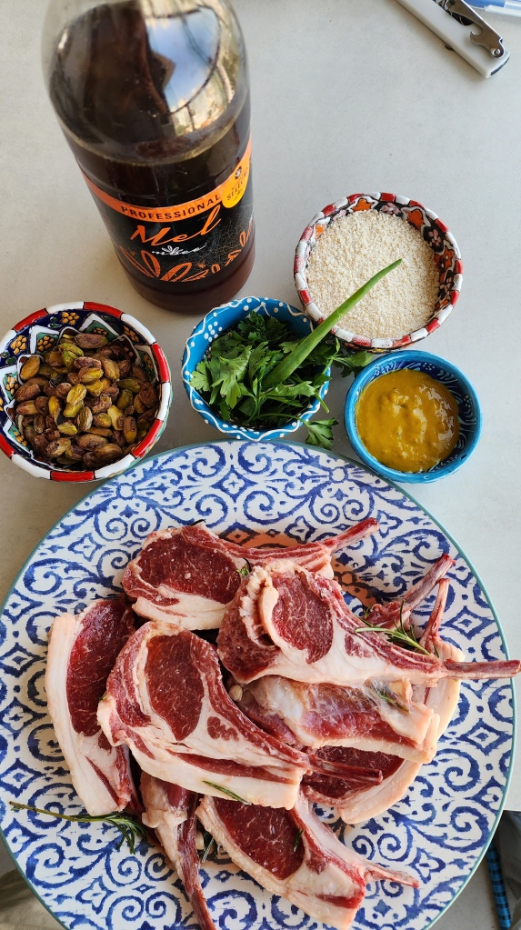 Carre de Cordeiro com Crosta de Pistache na Airfryer