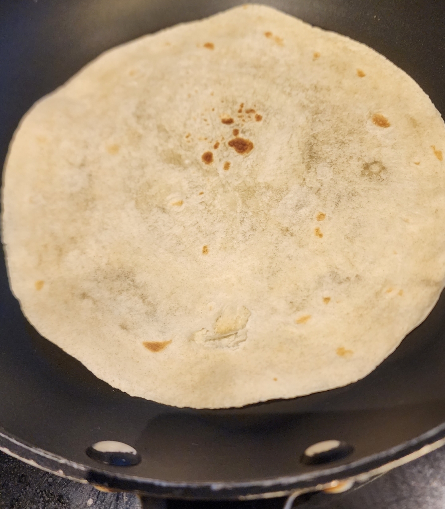 Wrap Com Creme de Azeitonas e Burrata