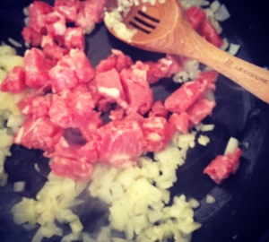 Polenta com Ragú de Lingüiça