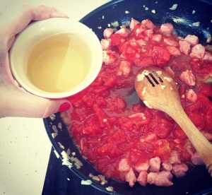 Polenta com Ragú de Lingüiça