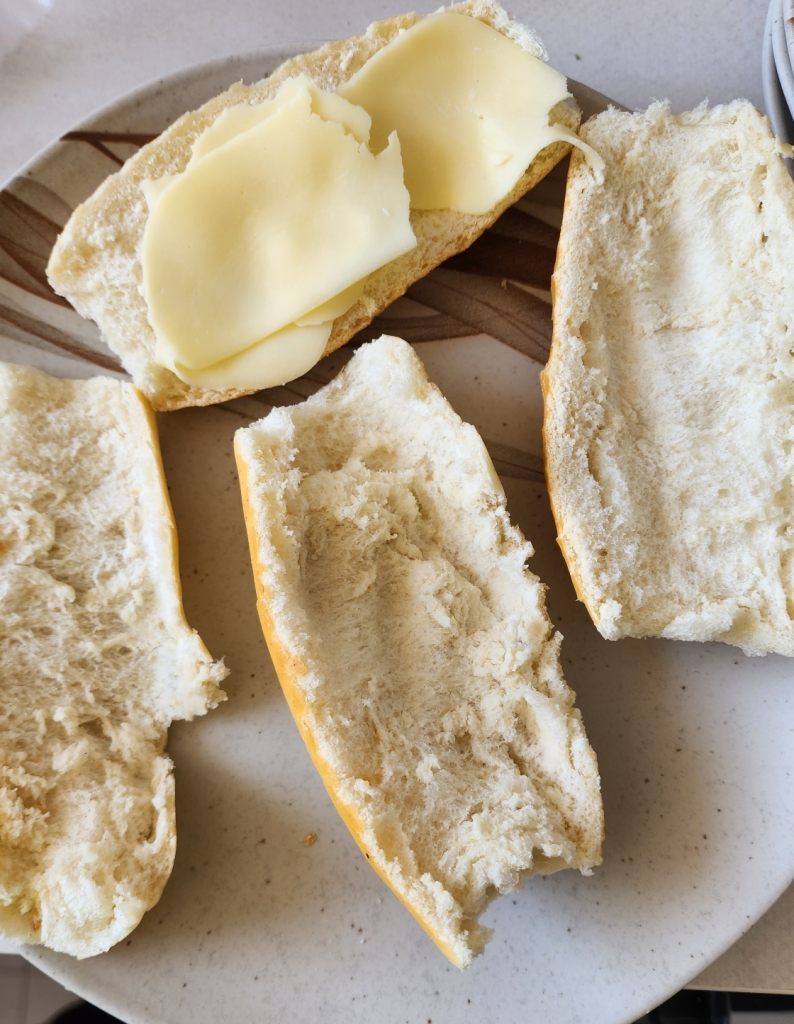 Pão com Linguiça na Airfryer