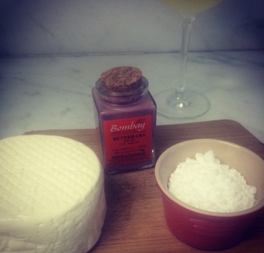 Tapioca de Beterraba com Queijo Branco