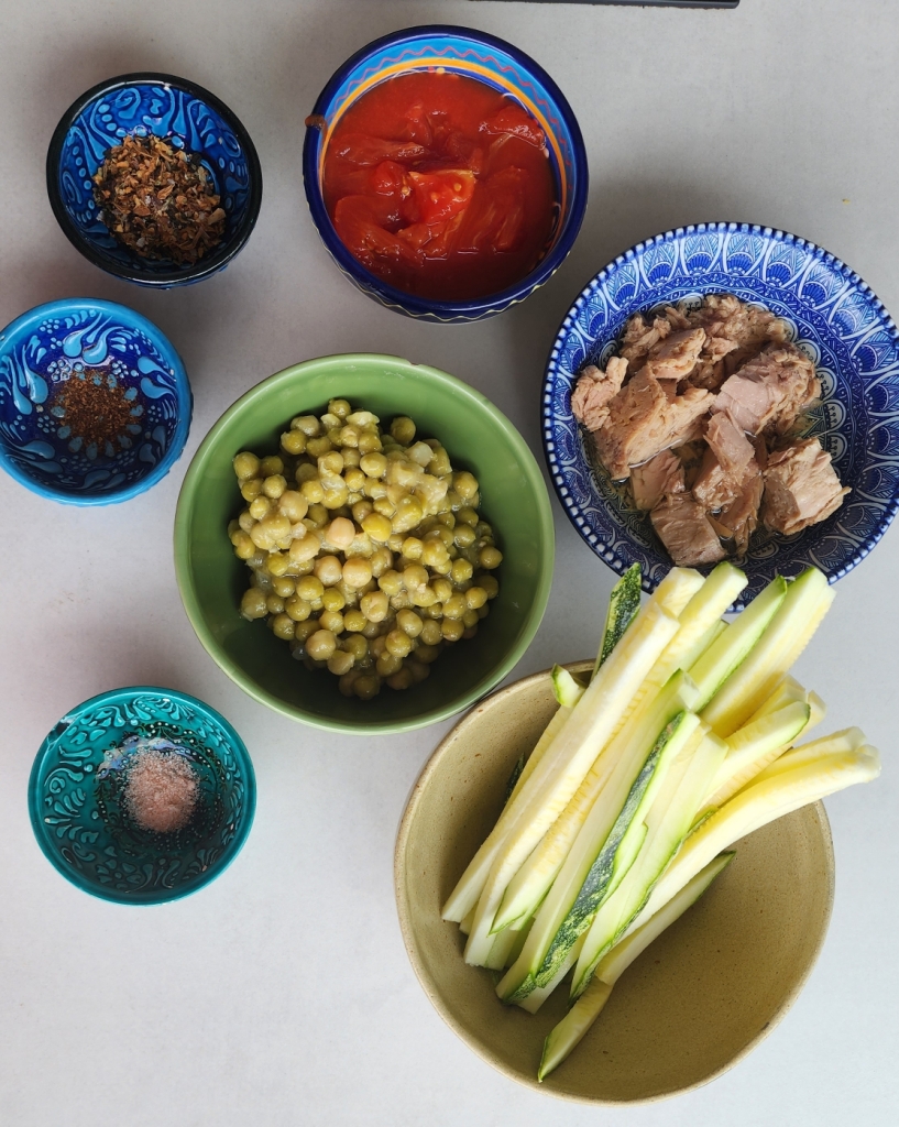 Talharim de Abobrinha com Atum & Ervilhas