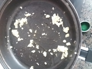 Quiabo Com Mel Mbee e Crispy Miss Croc