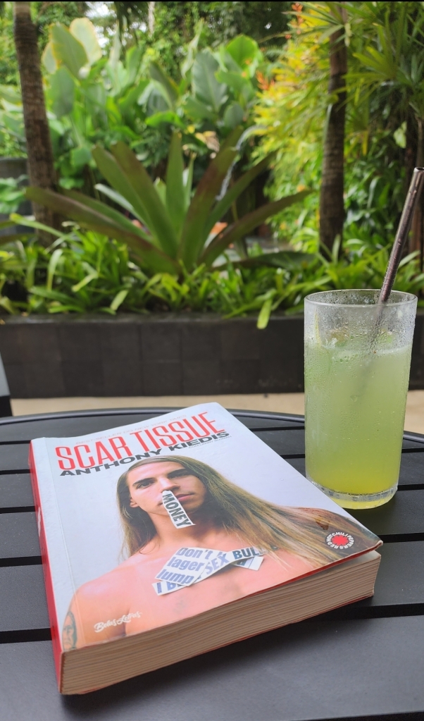 Scar Tissue; Biografia de Anthony Kiedis