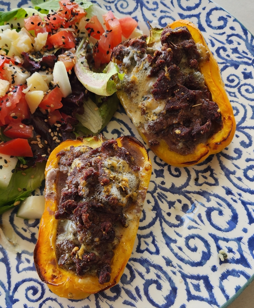 Pimentão Recheado com Mignon e Gorgonzola