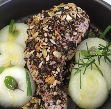 Coxa e Sobrecoxa com Mel Mbee e Crispy Gourmet Miss Croc