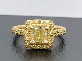 Sparkle and Shine: Unveiling Jewelry Trends of 2024