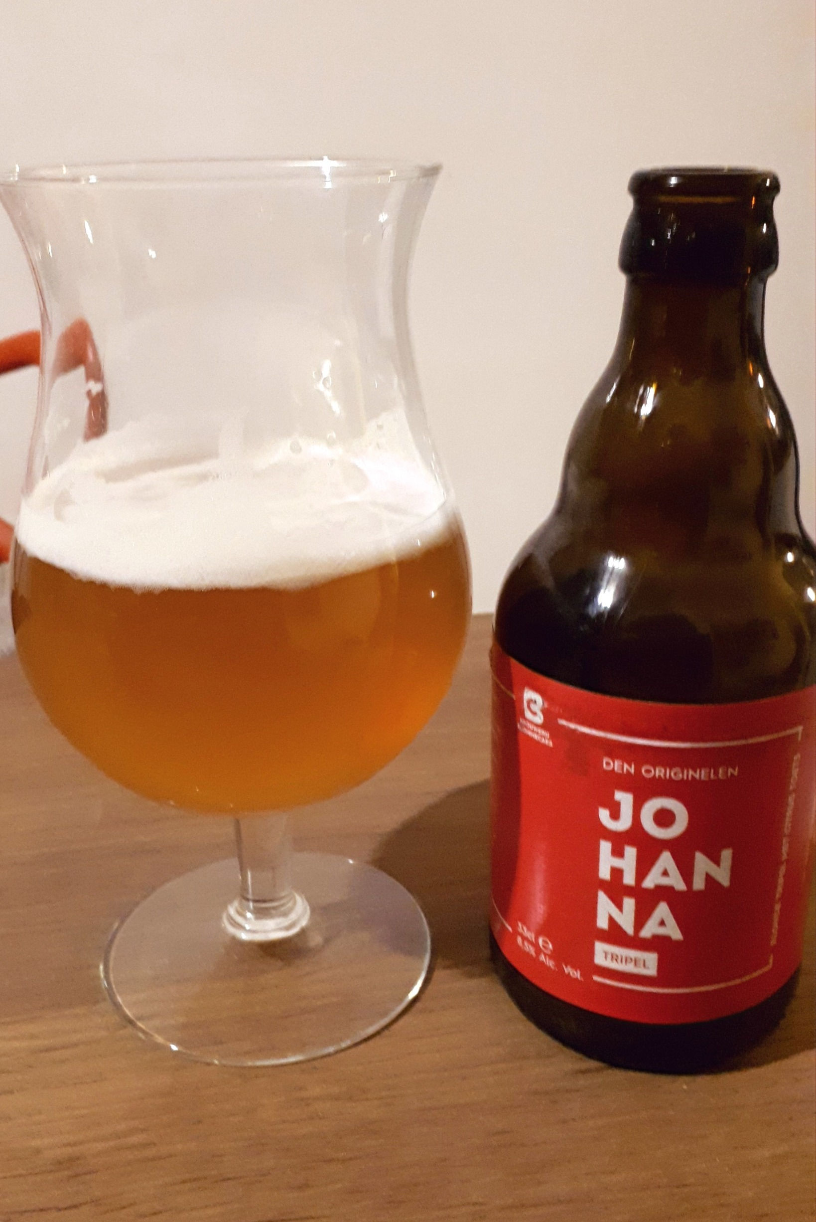 Johanna, tripel (4x33cl, 8.5%)