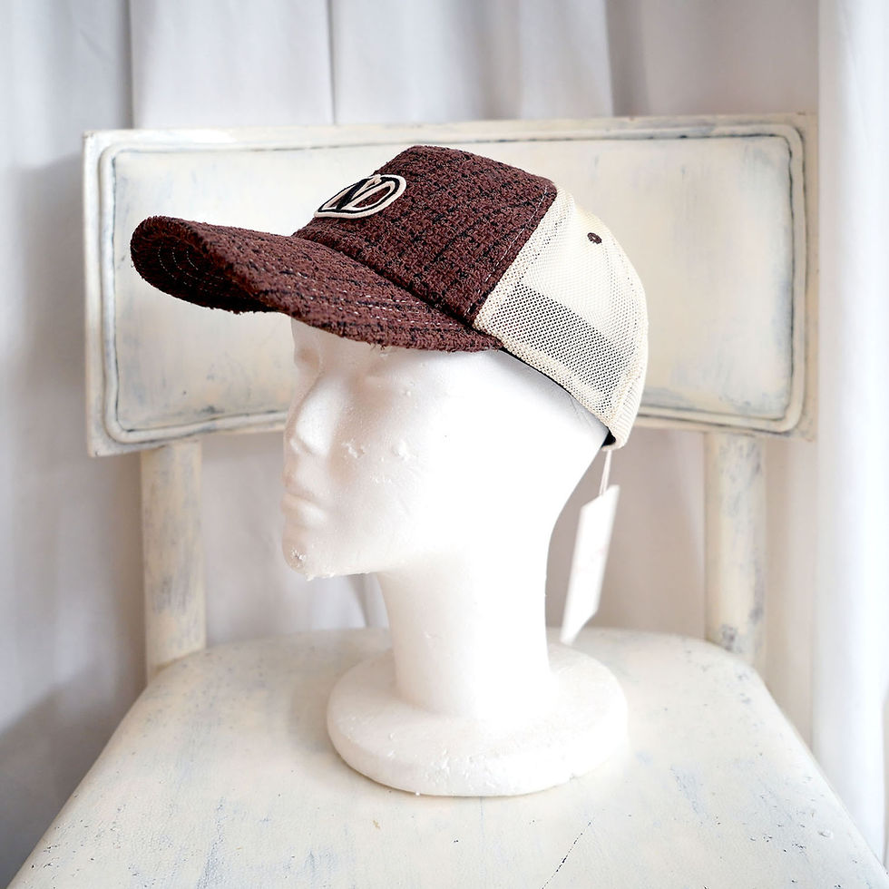Miniatura: Valentino Garavani Brown Wool-Blend Cap with V Logo Patch