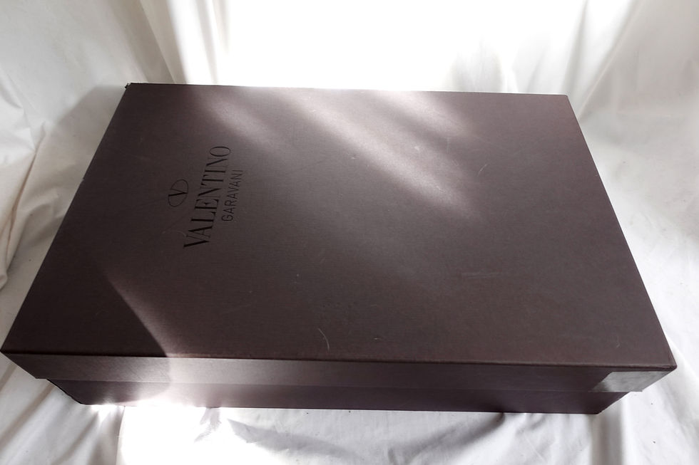 Thumbnail: Size 43 VALENTINO Black simple leather platform boots with a large LOGO in the back