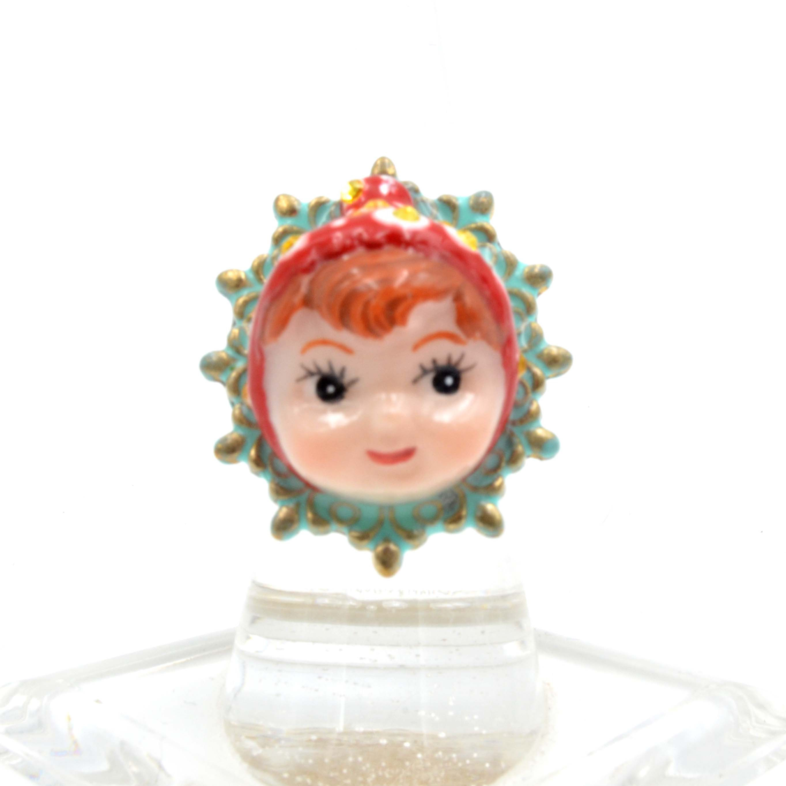 紅色波點頭髮娃娃戒指 黃銅可翻新不掉色可調整尺寸 綴施華洛水晶