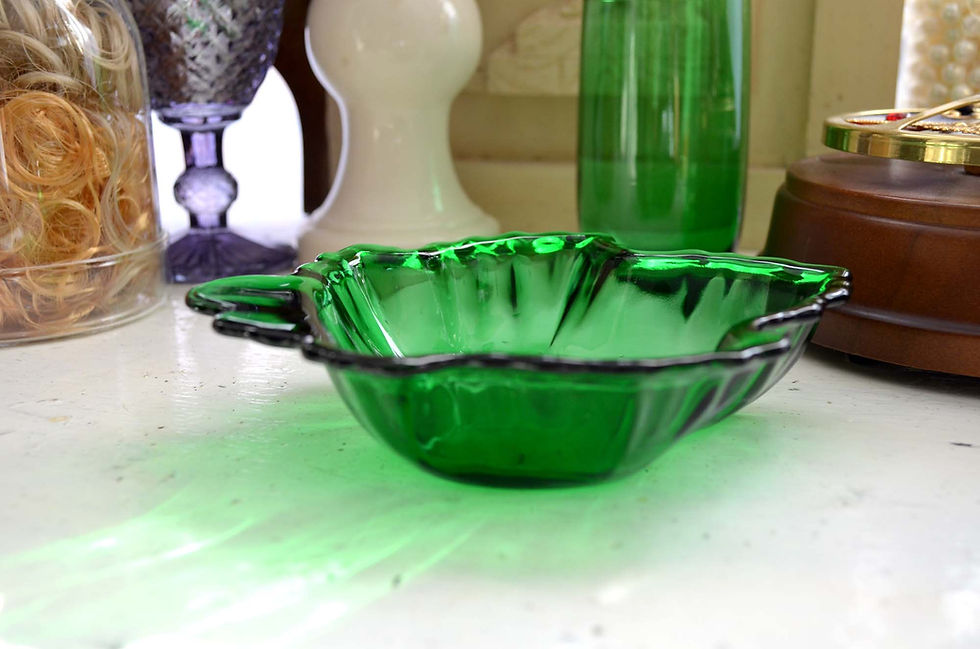 Miniature : Used FIRE KING Green 3D Leaf-Shaped Glass Bowl Antique Item