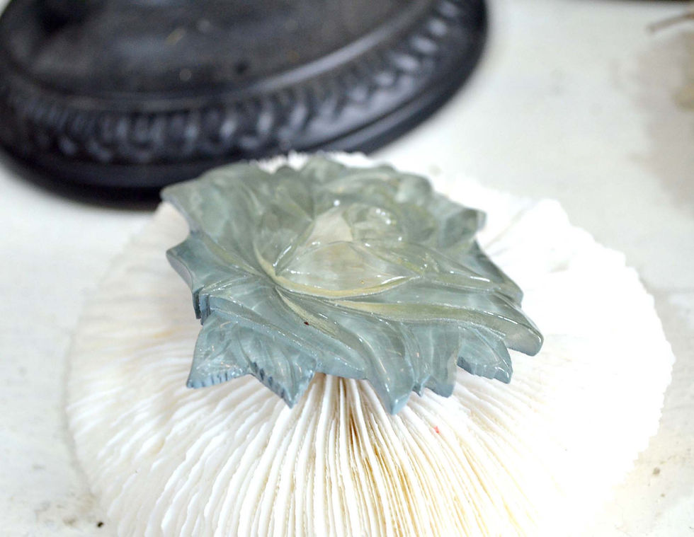 縮圖：冰水晶藍色花腰帶扣 高貴優雅 日本高級二手中古珠寶首飾