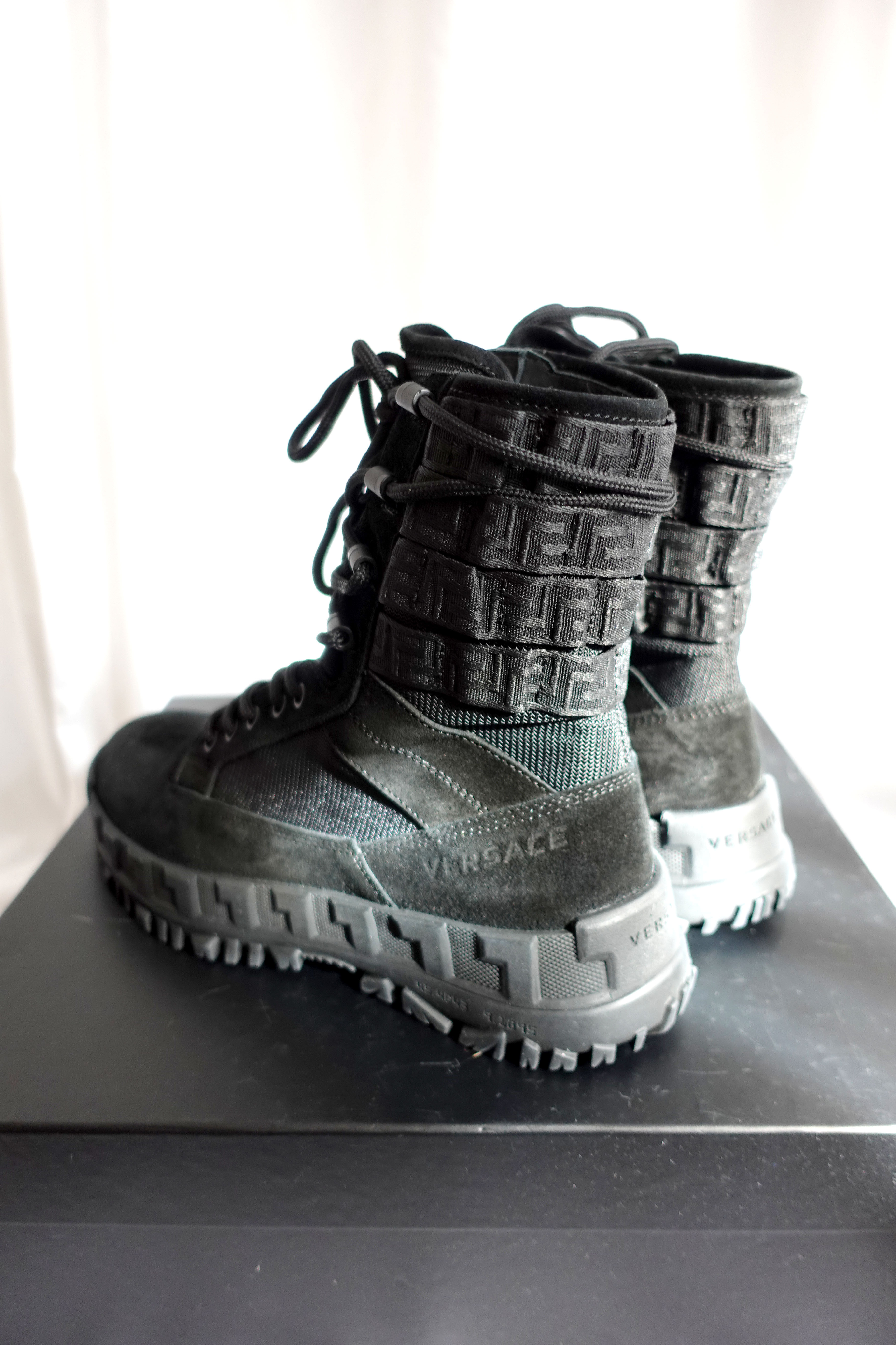 VERSACE Black leather boots classic Medusa head LOGO webbing