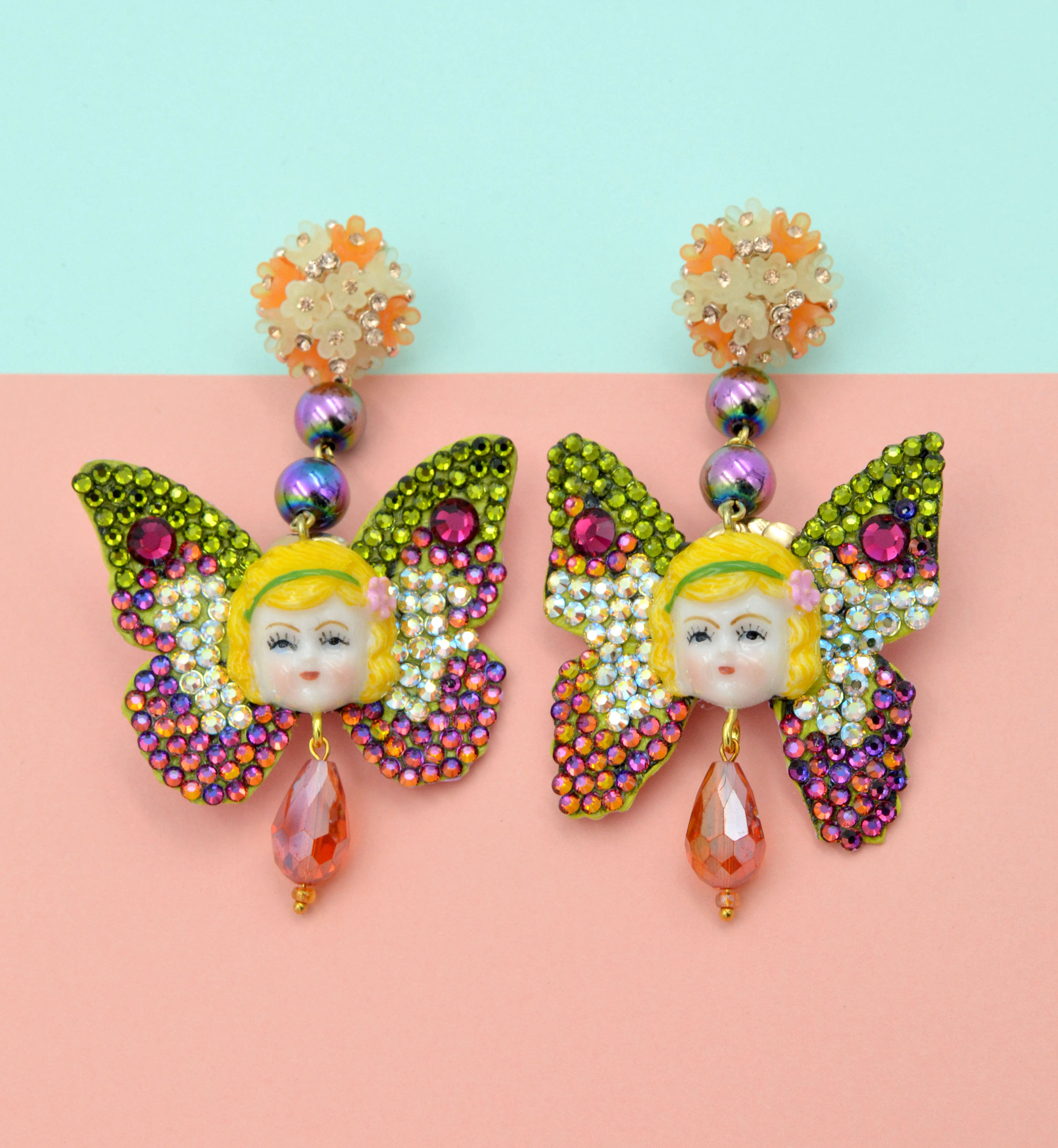 TIMBEE LO 黃髮仙女蝴蝶耳環 藝術品飾品系列 綴滿施華洛水晶石