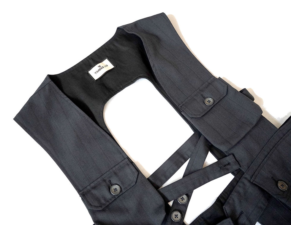Thumbnail: TIMBEE LO Wool Indigo Cargo Vest Jacket with 6 pockets TIMBEE LO 靛藍色純羊先工裝多袋背心外套    Material - 100% Wool  Free Size    Accept