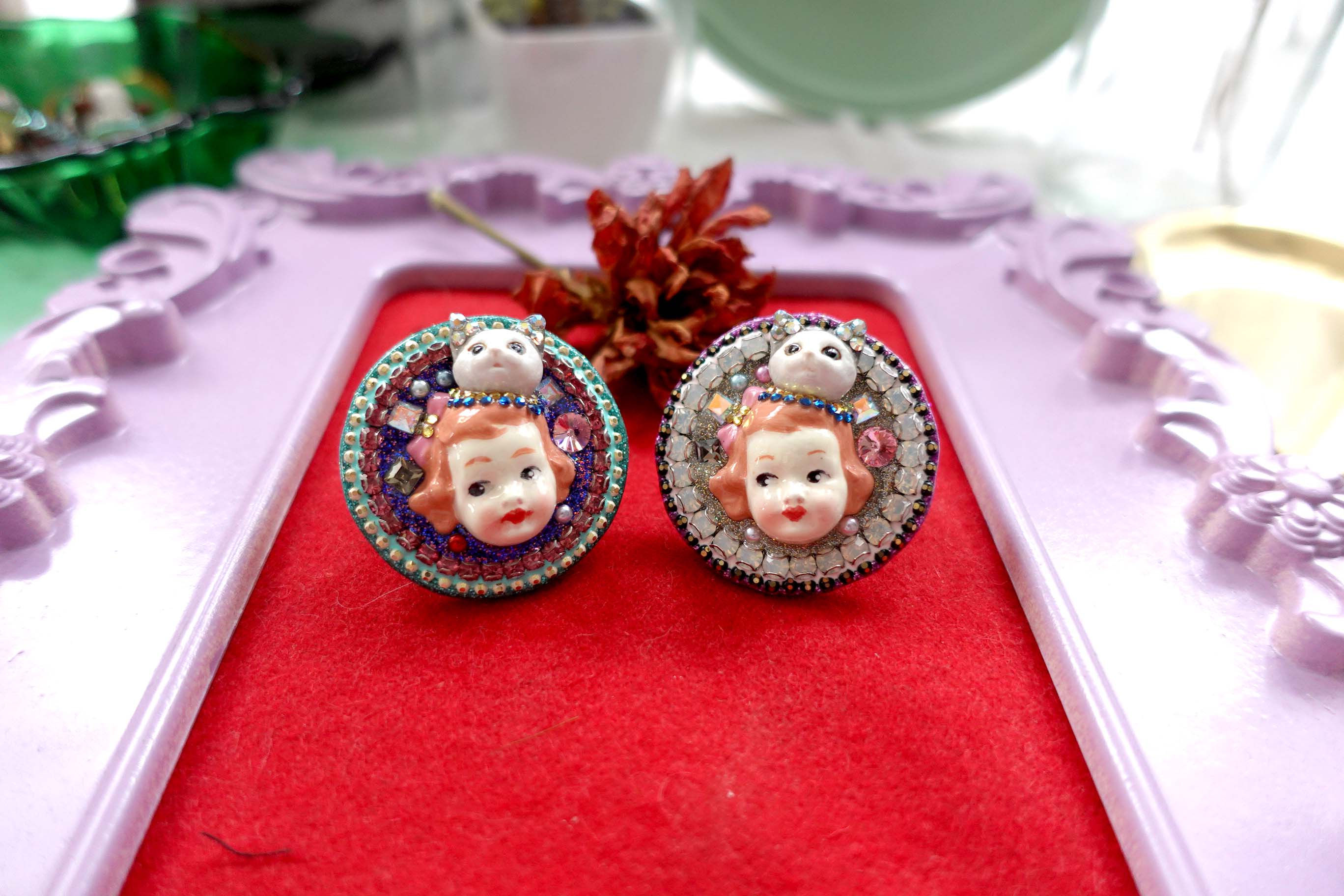 復古風貓頭女孩戒指綴施華洛寶石水晶戒指 TIMBEE LO手工飾品