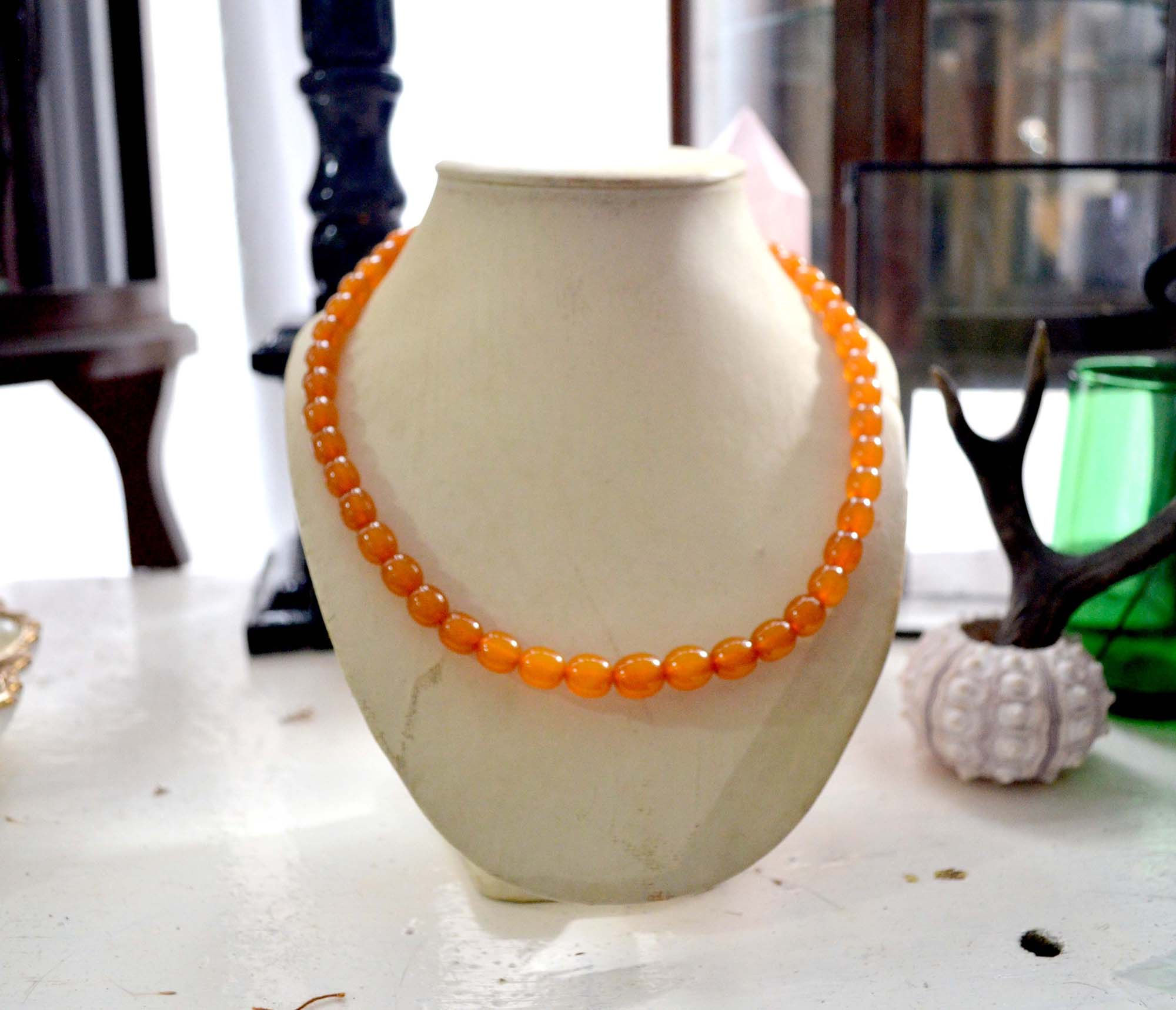 中古鮮橙色樹脂小圓珠項鍊 貴婦淑女 日本高級二手古著珠寶首飾
