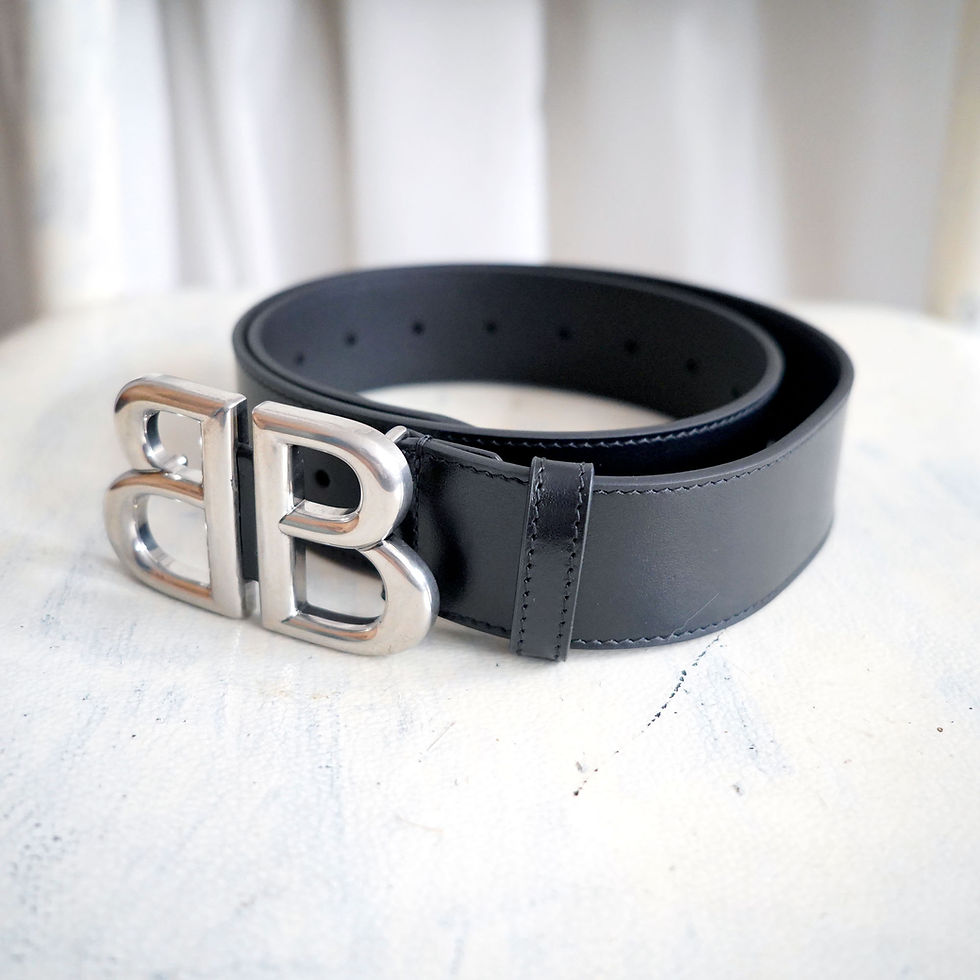 サムネイル： Balenciaga Black Leather Belt with Silver BB Logo Buckle (Size 85cm)
