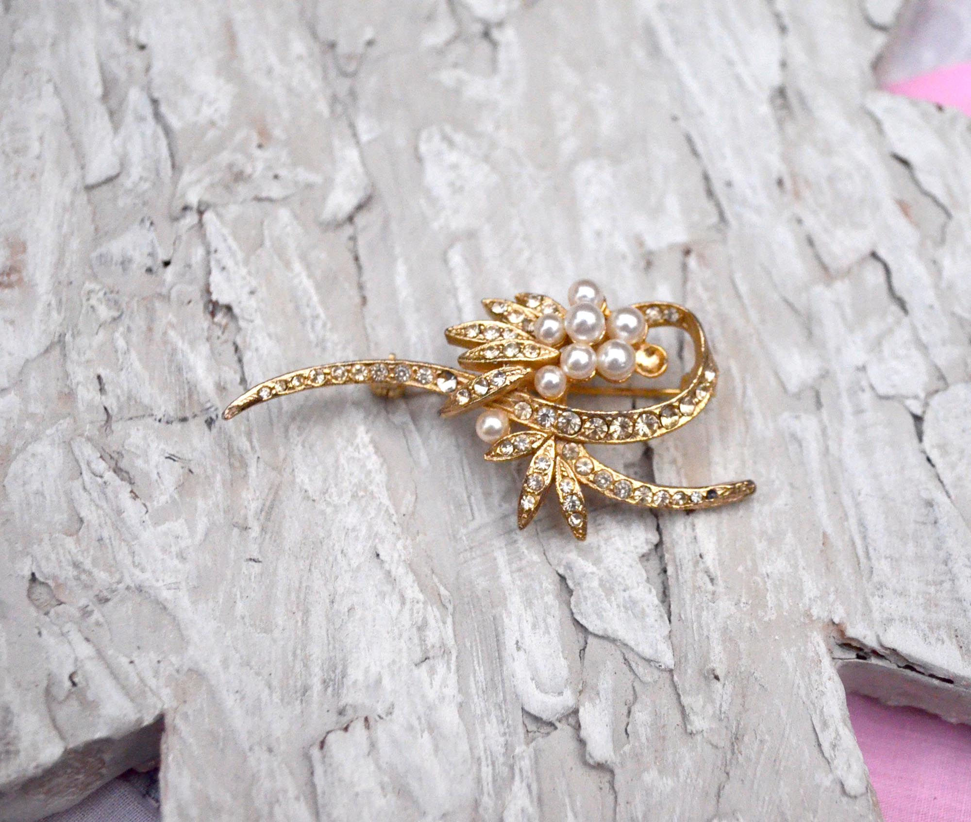 金色閃鑽珍珠花形胸針 高貴優雅 日本高級二手中古珠寶首飾
