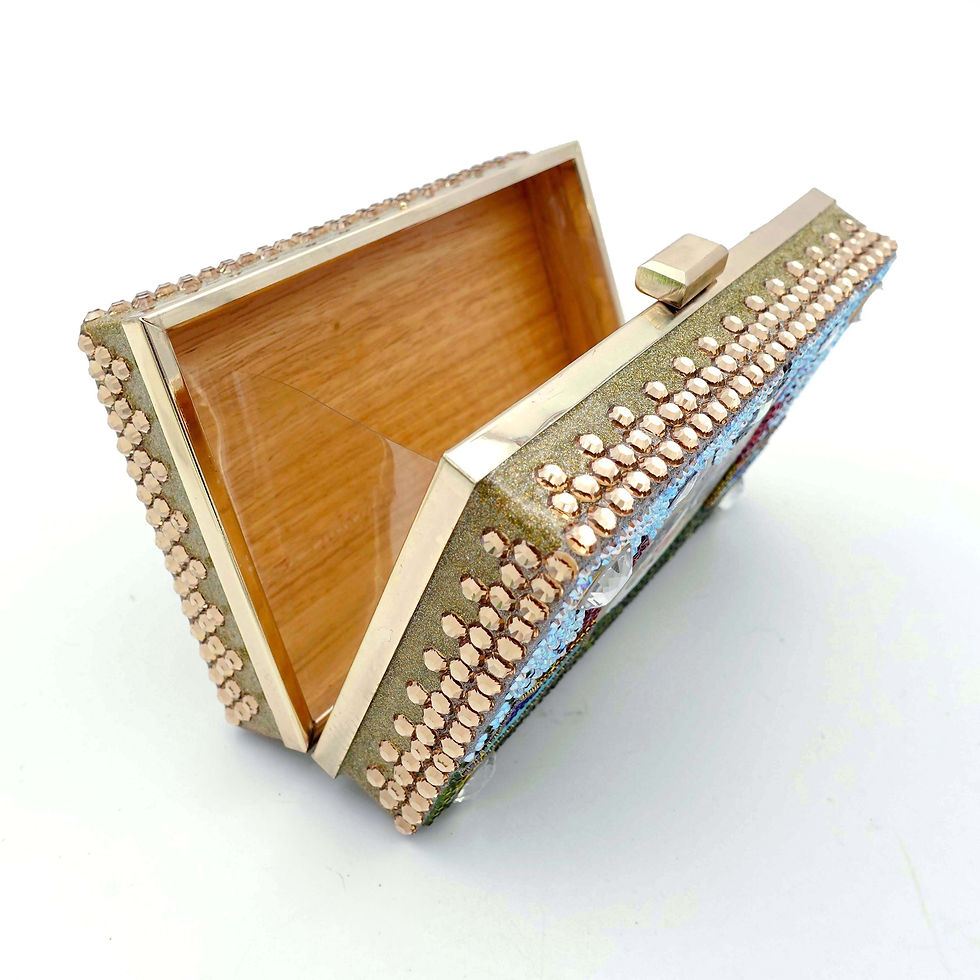 Miniatura: 【CUPID】Golden Swarovski Crystals w/ Cat Painting in Wooden Clutch  【邱比特系列】金色手工琺瑯綴施華洛水晶手繪貓咪手拿盒    Cat Pattern - Hand Painting