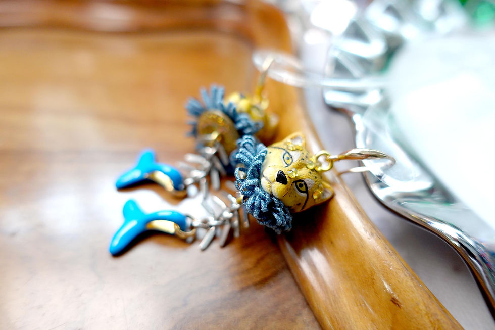 Miniaturbild: TIMBEE LO 花豹美人魚骨魚尾身體國王貴族領子耳環耳勾 創意手作