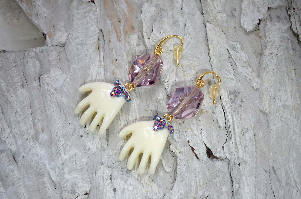 Miniaturbild: 粉紅綠色施華洛不規則水晶石小手吊飾耳環  Pink Swarovski Crystal Earrings