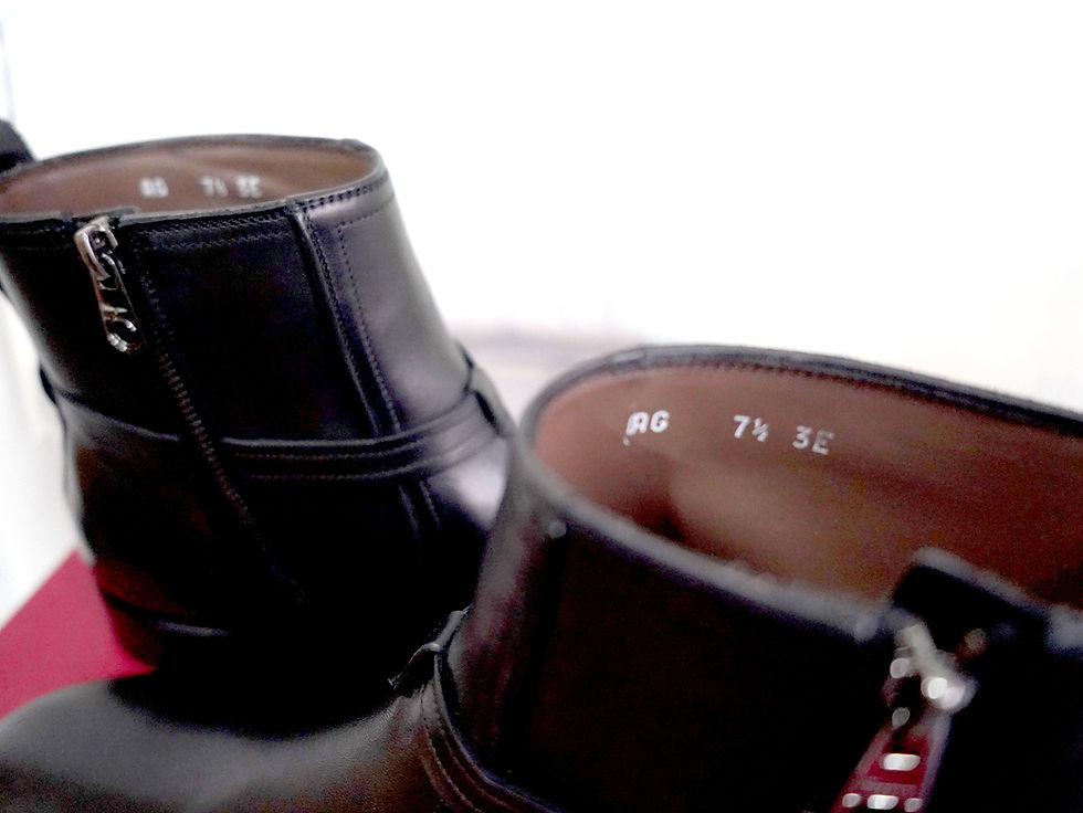 Miniaturbild: EU41.5 Ferragamo Black color leather  signature logo boots