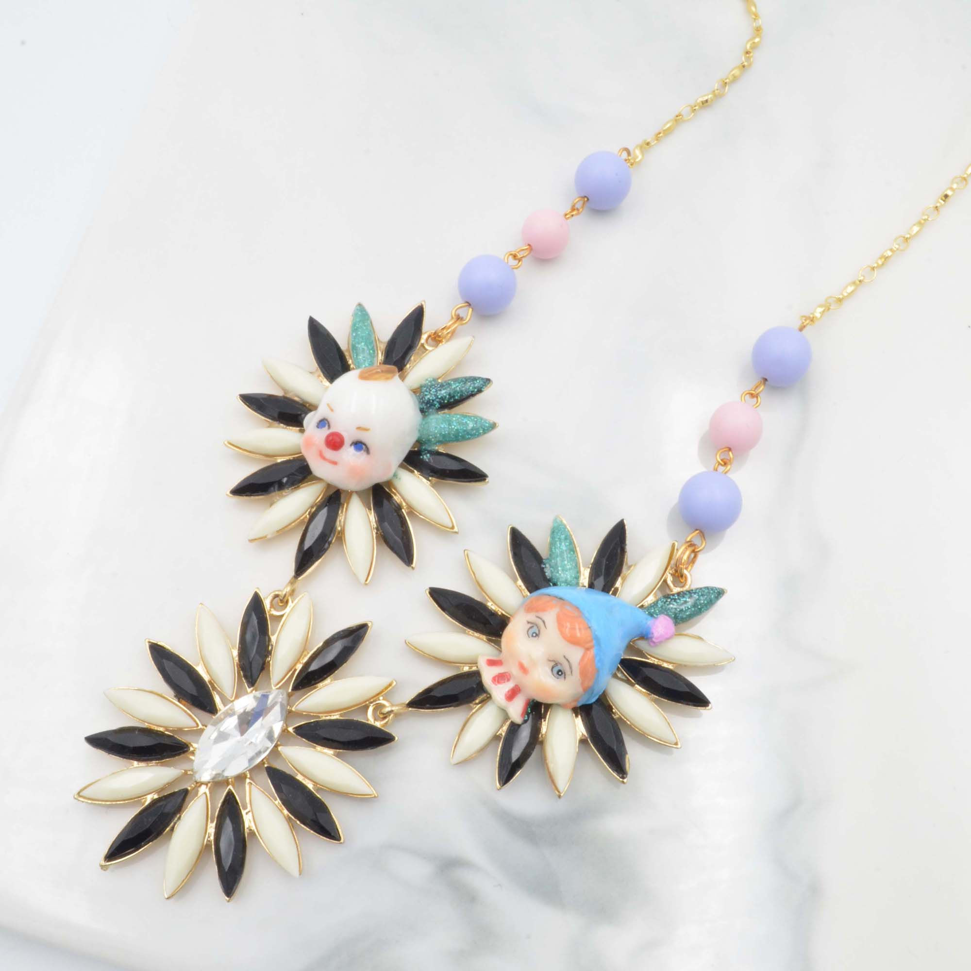 小丑娃娃頭菊花頸鍊 18K鍍真金不掉色 貝殼壓製珠子超堅硬不掉皮