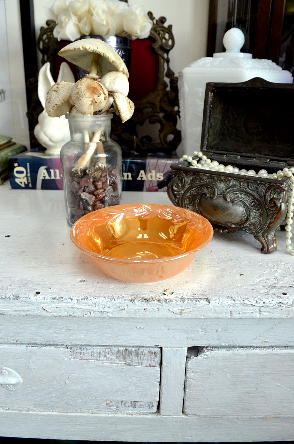 Miniature : FIRE KING 波浪紋蜜桃橘光面玻璃碗 Luster Peach Salad Bowl
