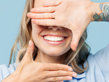 Bright Whites, Big Smiles: 5 Reasons to Light Up Your Life (and Your Teeth!)