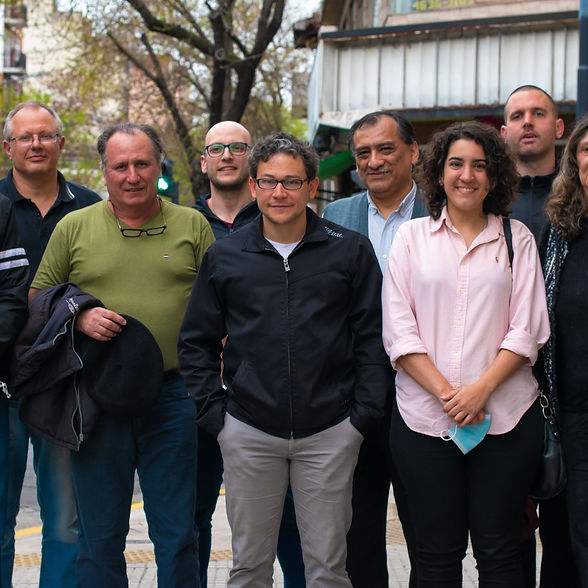 La Republicana Foto Grupo 5 calle_edited.jpg