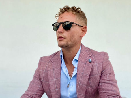 "Fashion as a Form of Self-Expression: How Your Style Reflects Your Identity"
