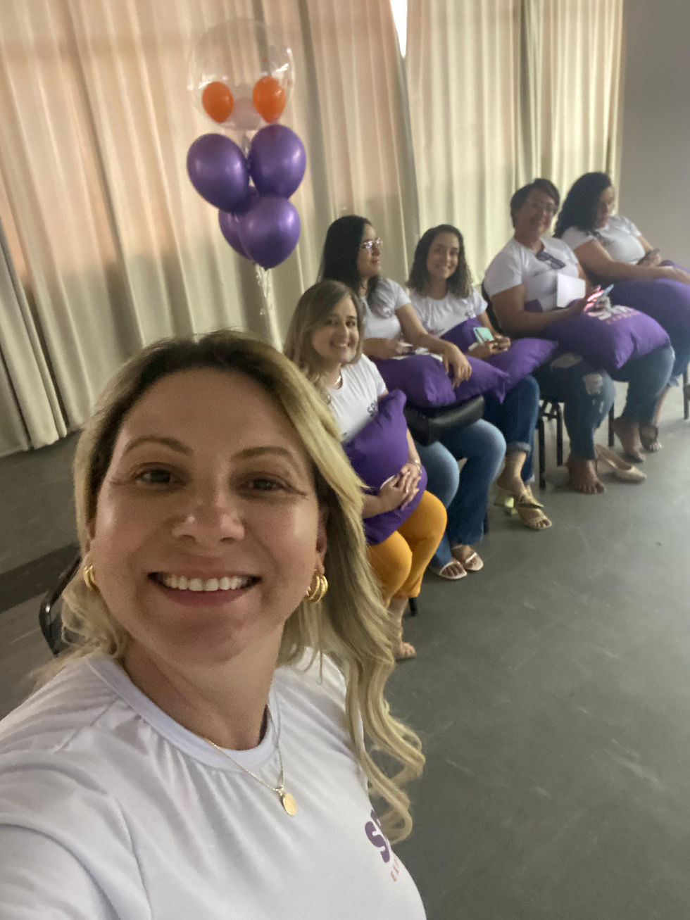 Maria Helena e sua equipe.